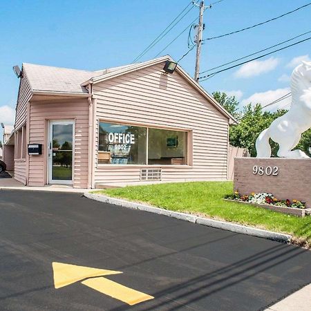 Castle Inn & Suites Niagara Falls Ngoại thất bức ảnh