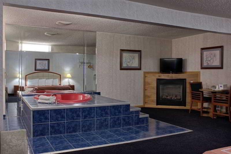 Castle Inn & Suites Niagara Falls Ngoại thất bức ảnh