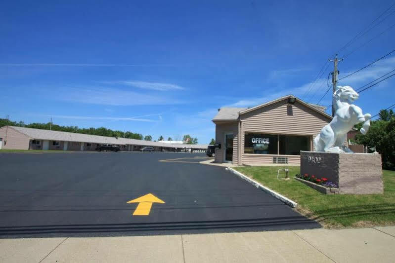 Castle Inn & Suites Niagara Falls Ngoại thất bức ảnh
